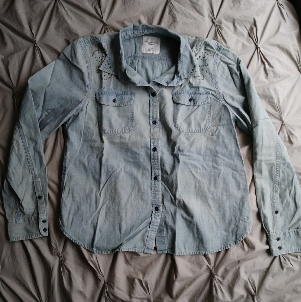 American Eagle Outfitters demin shirt
